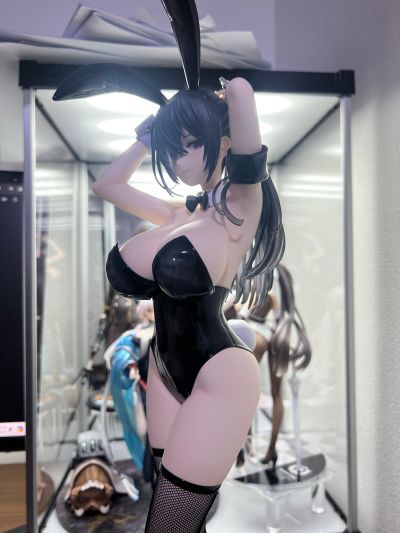 B-style 黑白兔女郎 葵