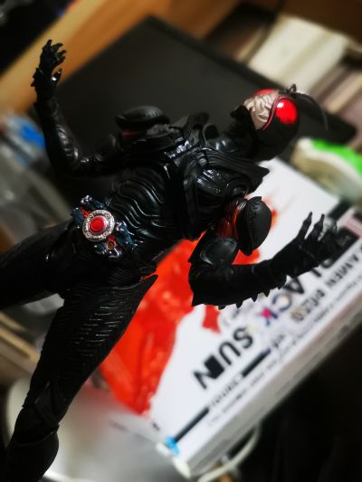 S.H.Figuarts 假面骑士BLACK SUN 假面骑士暗日（首次变身）