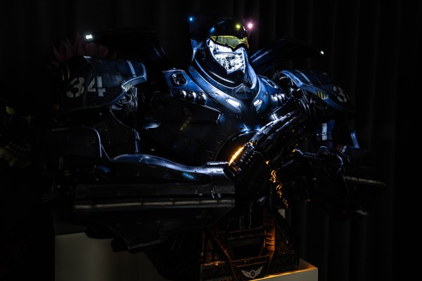 LSPACRIM-01 胸像 环太平洋 危险流浪者