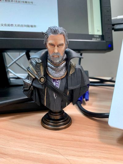 PlayArts改 最终幻想XV 希德妮·奥拉姆