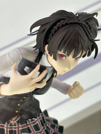 女神异闻录5皇家版 新岛真 校服