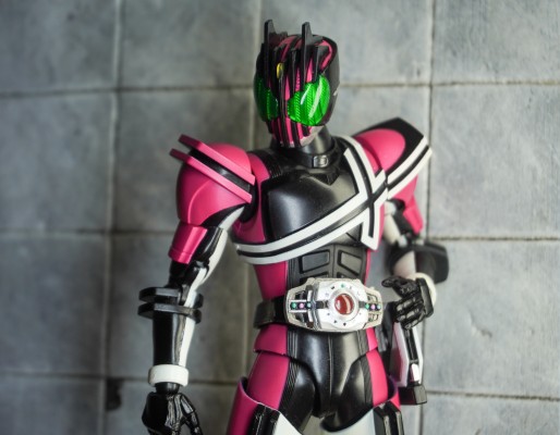 S.H.Figuarts  假面骑士铠武 假面骑士铠武 极武装