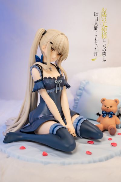 邻家的天使同学 椎名真昼 小恶魔