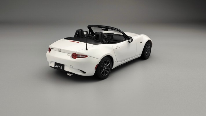 24342 马自达 MX-5