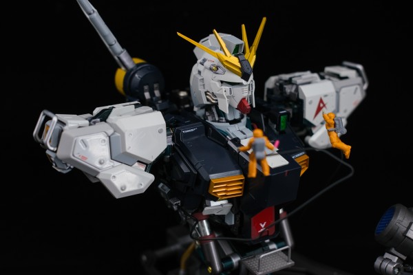 FORMANIA EX ν高达