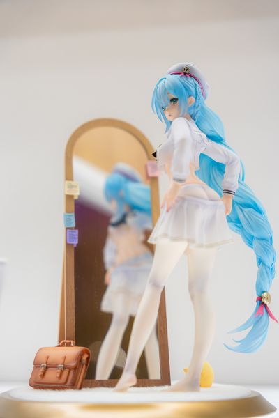 碧蓝航线 雅努斯 踌躇的换衣时间