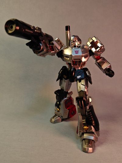 MDLX  变形金刚系列 威震天