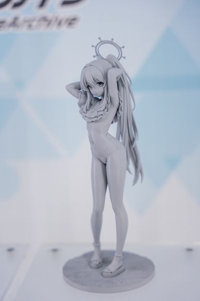 蔚蓝档案 月雪宫子（泳装）纪念大厅版