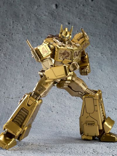 3Z0732 MDLX 变形金刚 擎天柱 龙年限定版