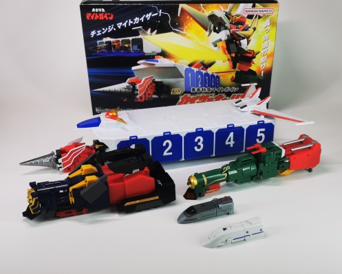 SMP [SHOKUGAN MODELING PROJECT] 勇者特急 凯撒车厢+暴风动轮剑