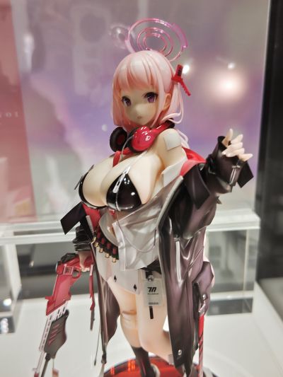 蔚蓝档案 和泉元影美