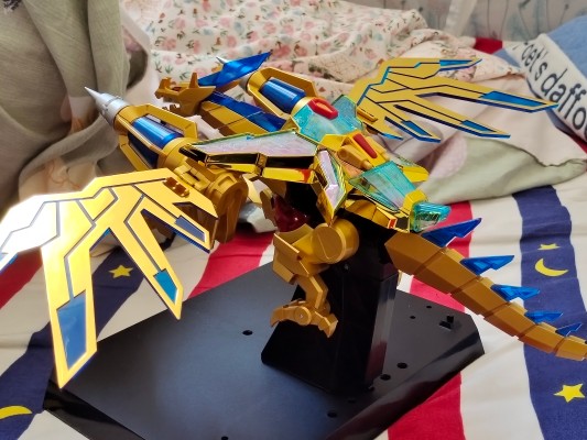 THE合体 古立特宇宙 古立特（宇宙形态）和 大煌翼炎龙（暂译）