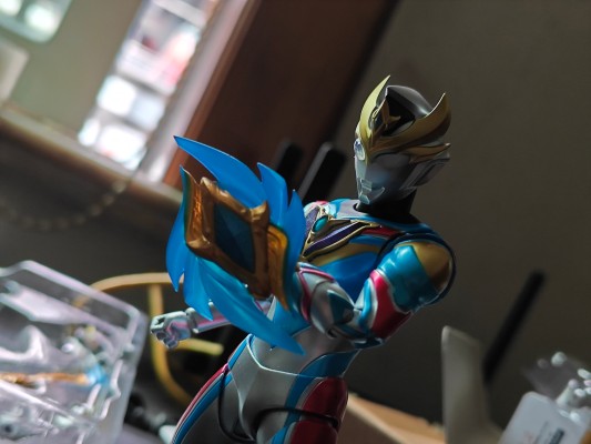 S.H.Figuarts 德凯奥特曼  强劲型
