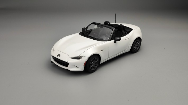 24342 马自达 MX-5