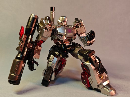 MDLX  变形金刚系列 威震天