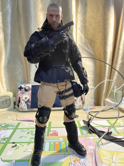 EBS002 原创故事珍藏人偶 极限战境 特工 休·拉弗格