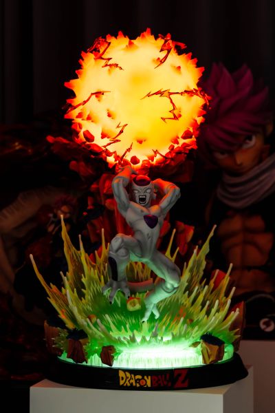 HQS 龙珠Z 弗利萨 - 最终形态