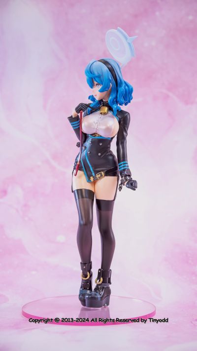 蔚蓝档案 天雨亚子