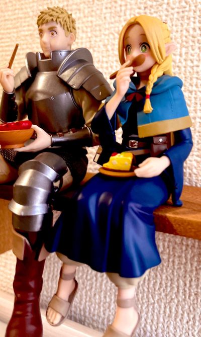 压泡面 迷宫饭 玛露西尔