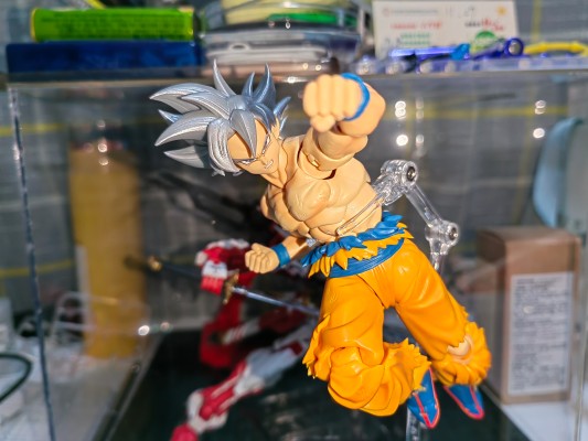 S.H.Figuarts  孙悟空 自在极意功 -丰太郎版-
