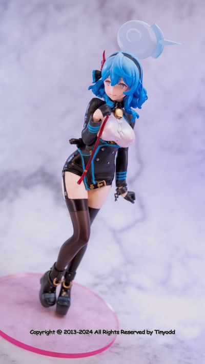 蔚蓝档案 天雨亚子