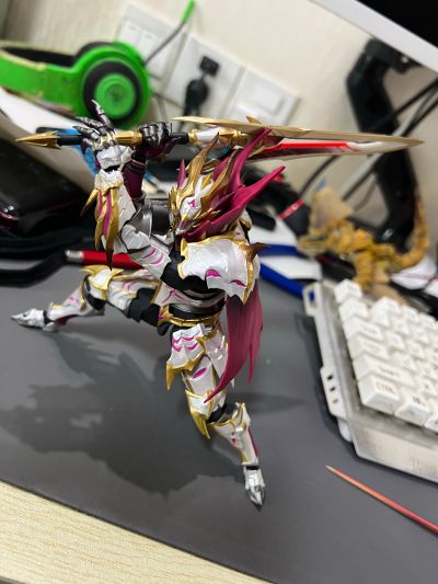 转轮科技系列 惊奇山口 怪物猎人崛起：曙光 男剑士猎人 爵银龙套装