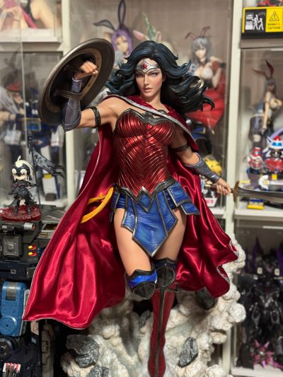 MMDC-51LM DC漫画 神奇女侠 重生 限量版