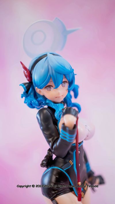 蔚蓝档案 天雨亚子