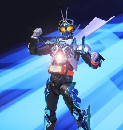 S.H.Figuarts 假面骑士歌查德 蒸汽蝗虫