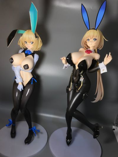 B-style 兔女郎服装计划 索菲亚· F· 希琳 兔女郎