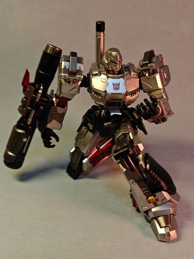 MDLX  变形金刚系列 威震天