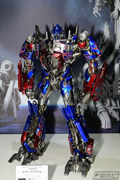 PREMIUM+ 变形金刚3 擎天柱