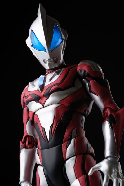 光轨迹 捷德奥特曼 原始形态