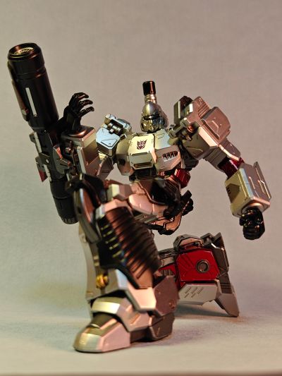 MDLX  变形金刚系列 威震天