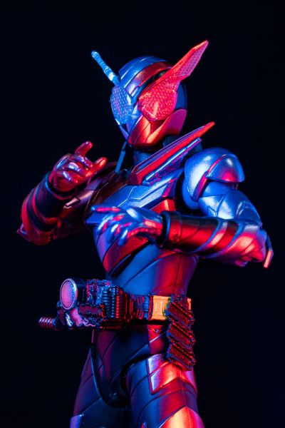 S.H.Figuarts 假面骑士创骑 兔子坦克形态 平成世代版