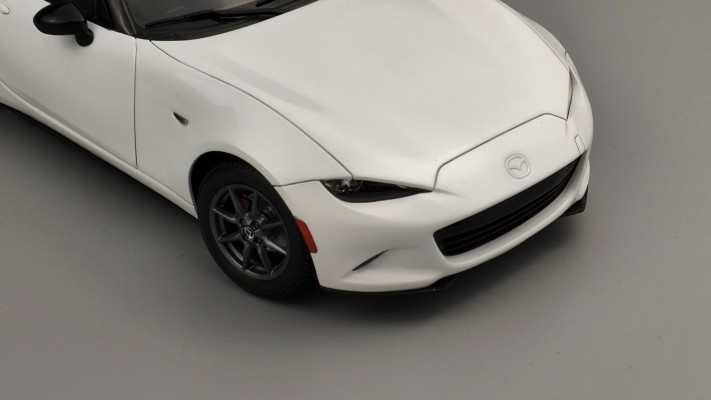 24342 马自达 MX-5