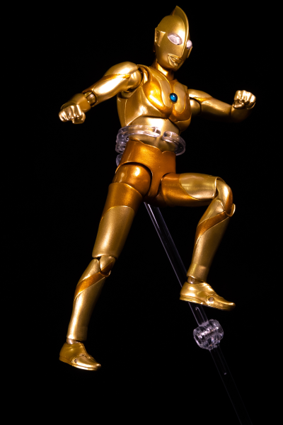 S.H.Figuarts  奥特曼 上海万代魂旗舰店一周年店庆金色纪念款