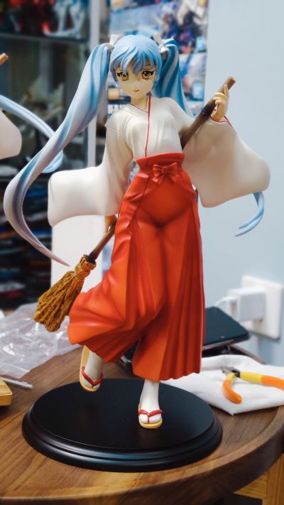 星野琉璃16岁（巫女）