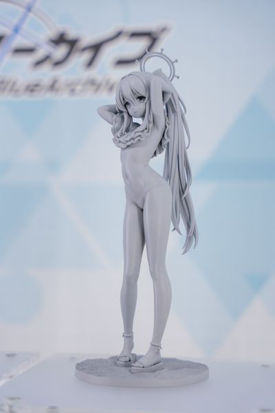 蔚蓝档案 月雪宫子（泳装）纪念大厅版