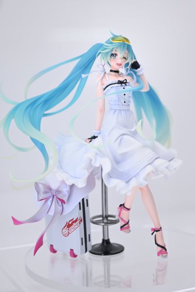 初音未来GT计划 赛车未来2021 度假造型