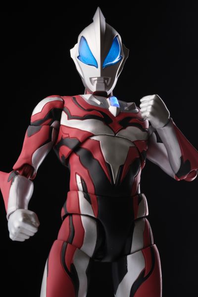 光轨迹 捷德奥特曼 原始形态