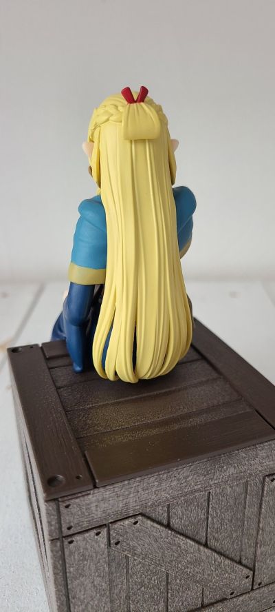 压泡面 迷宫饭 玛露西尔