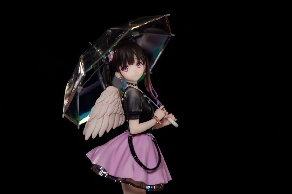 打开雨伞 收起翅膀 心羽