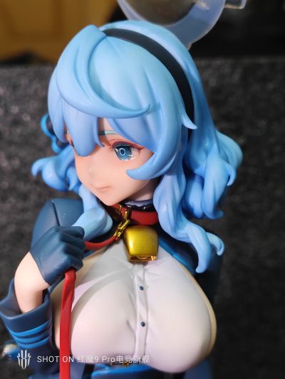 蔚蓝档案 天雨亚子