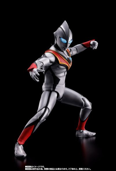 S.H.Figuarts（真骨雕制法）假迪迦/邪恶迪迦