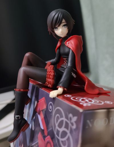 压泡面 四色战记 冰雪帝国 露比·罗丝