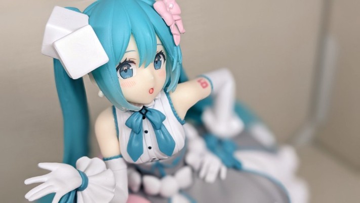 TAITO抽彩 初音未来39纪念日抽奖活动2  B奖 初音未来 方糖款