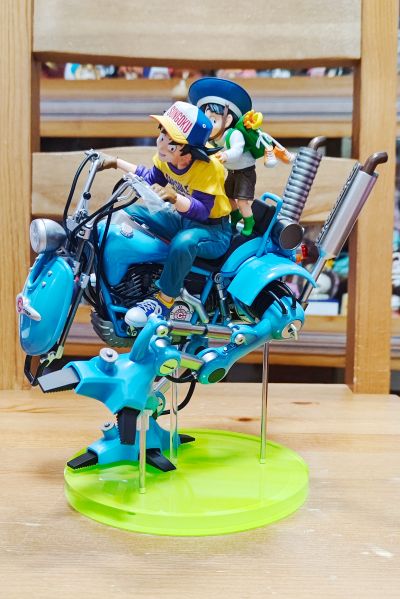 DESKTOP REAL McCOY EX 龙珠Z 孙悟空与悟饭与双足步行机器人