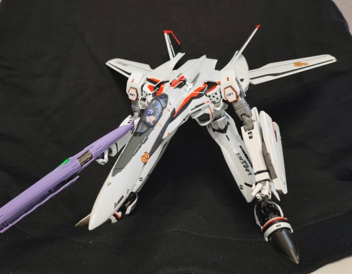 DX超合金 超时空要塞Ｆ VF-25F Messiah Valkyrie （早乙女有人机）