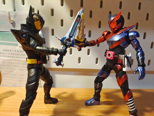 Figure-rise Standard 假面骑士创骑 假面骑士创骑 兔子坦克形态